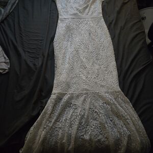 Sophisticated Cream Lace Wedding Dress